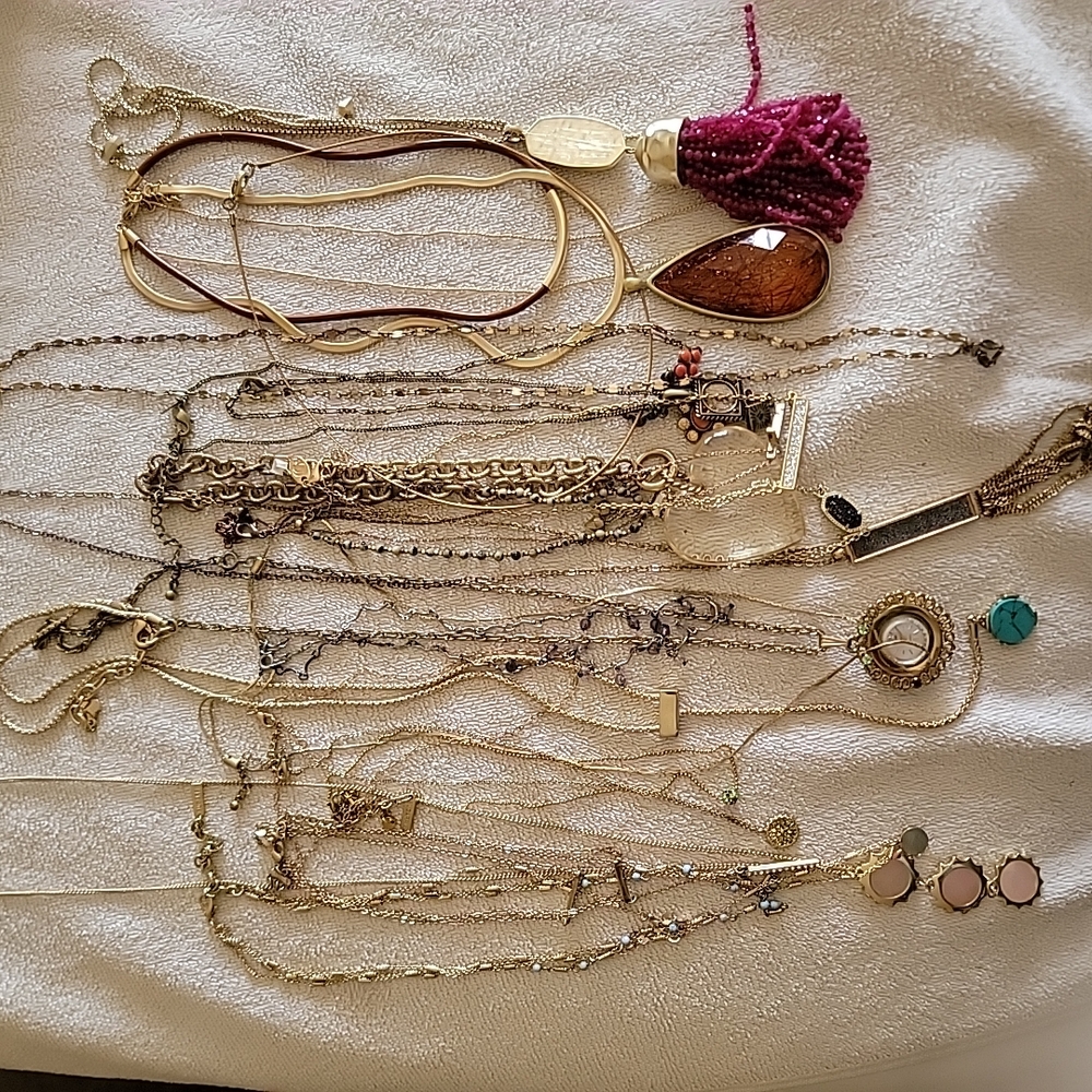 Lot Jewelry Vtg Good For Use Or Arts Craft